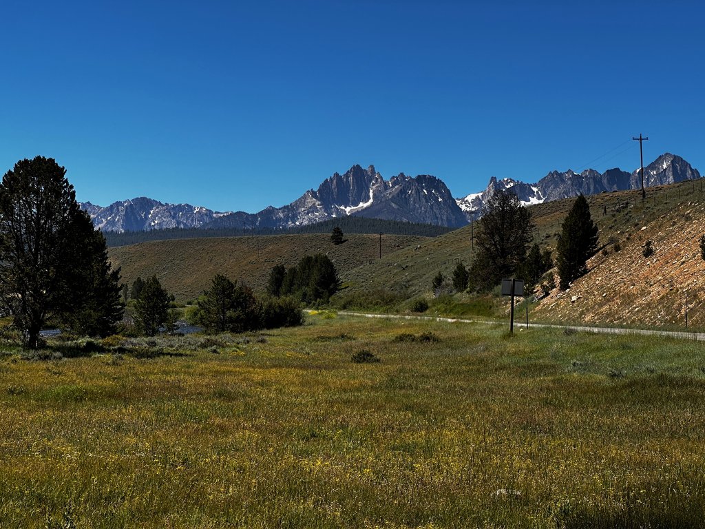 Sawtooth Mountains